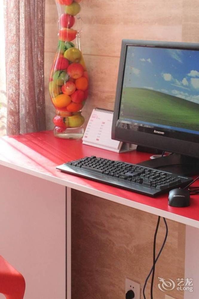 Greentree Inn Shandong Qingdao Wuyishan Road Jiashike Shopping Center Business Hotel Екстериор снимка